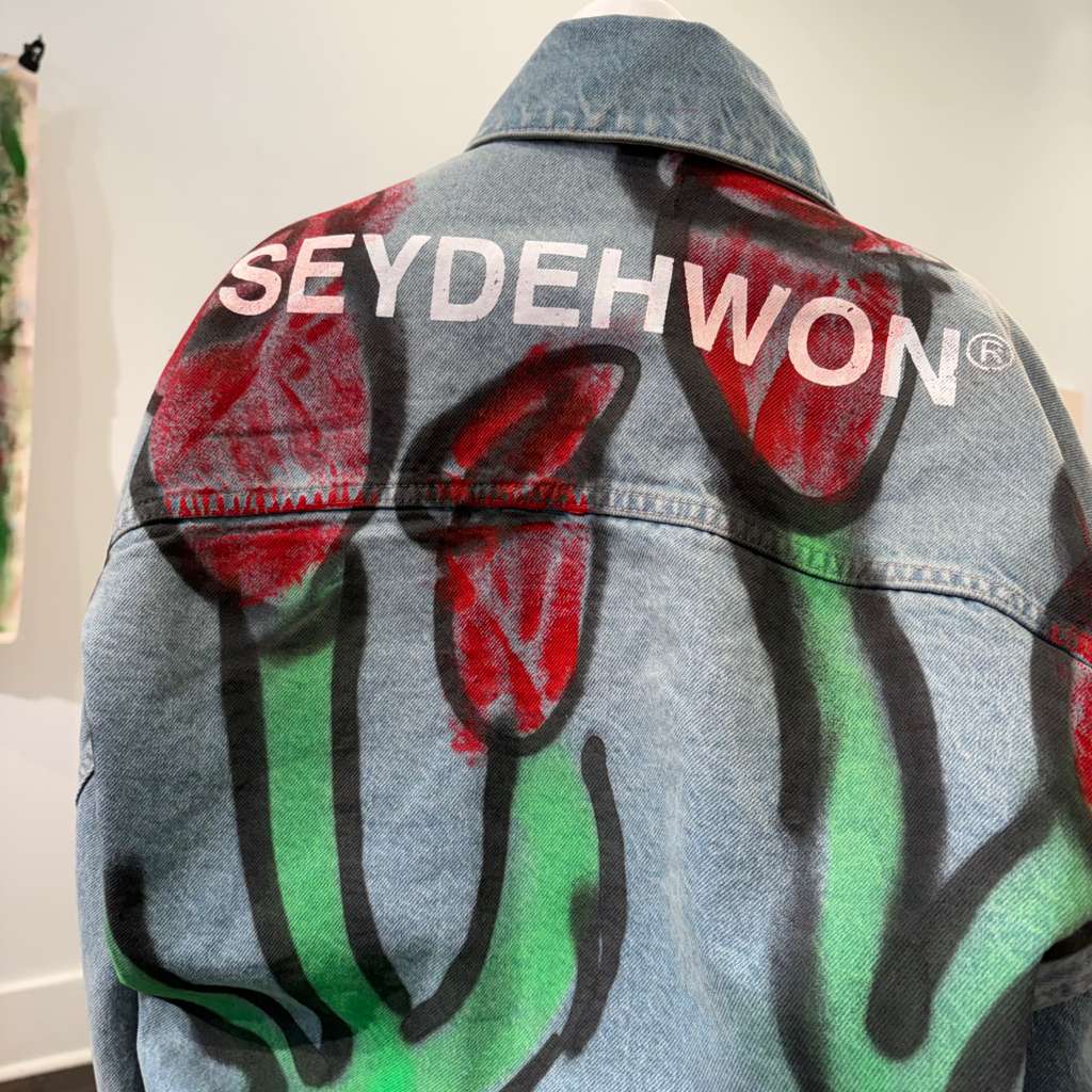 JEAN JACKET WITH ROSES