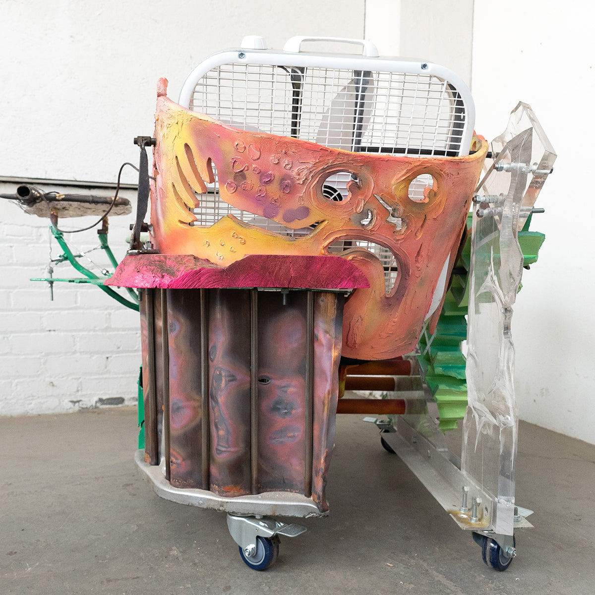 98 Degrees in the Shade, Fan Chair