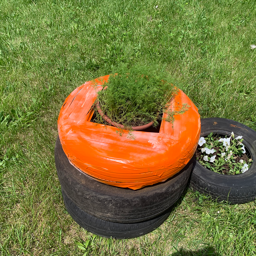 Orange planter